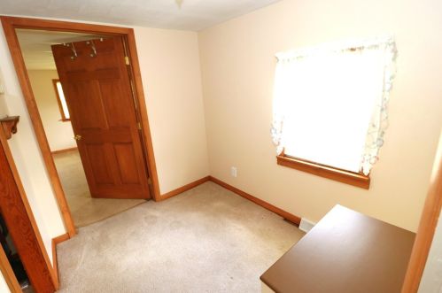 1119 Wills Ave, New Kensington PA  15068-3830 exterior