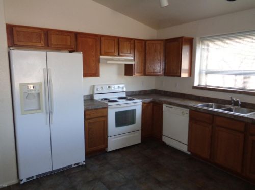 42203 Michaels Dr, Maricopa AZ  85138-8682 exterior