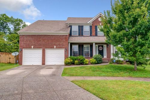 2724 Water Ln, Nolensville, TN 37135-5017