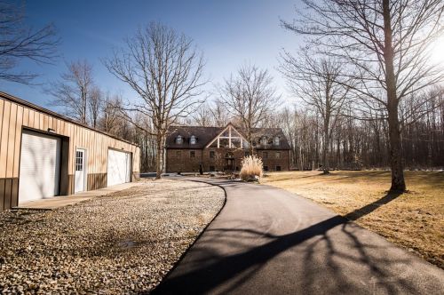 350 Fredonia Rd, Greenville, PA 16125-9755