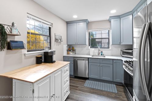 1300 Dahlia Ct, Jackson Twp NJ  08527-4131 exterior