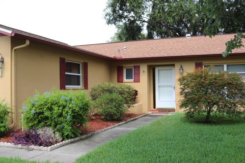 10821 Teer Ln, Port Richey, FL 34668-2749