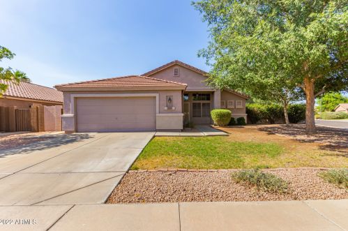 316 Laredo Ave, Gilbert, AZ 85233-6407