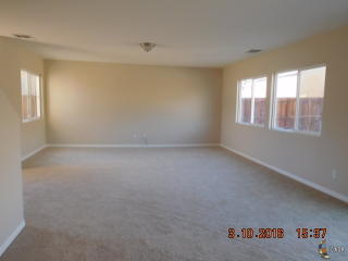 70 Pheasant St, Heber, CA 92249-9658