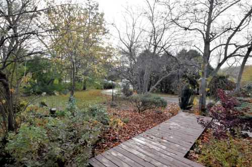 8801 Hart Dr, Waterford WI  53185-1364 exterior