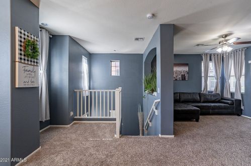 1945 77 Dr, Phoenix AZ 85033-2453 exterior