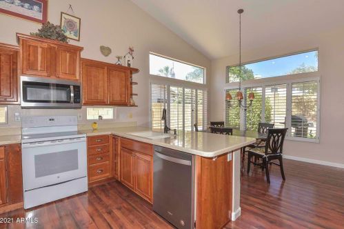 19411 37th Pl, Phoenix, AZ 85050-3913