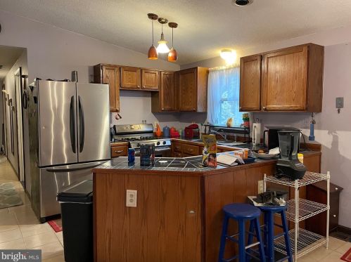 330 Ridge Rd, Browns Mills, NJ 08015-4558