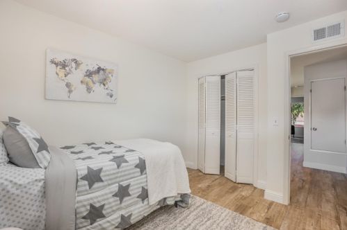823 Beaver Creek Way, San Jose CA  95133-1237 exterior
