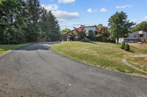 14 Longview Ln, Middletown, NY 10941-1602