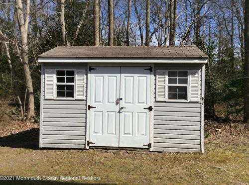 165 Huntley Ave, Berkeley Township NJ  08721-1351 exterior