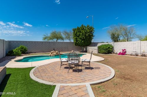 9072 80 Ln, Peoria AZ 85382-4417 exterior