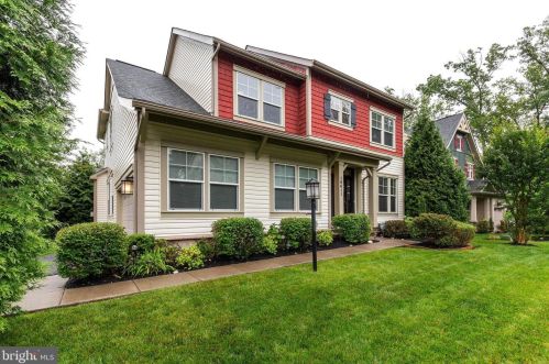 14411 Woodwill Ln, Gainesville, VA 20155-3894