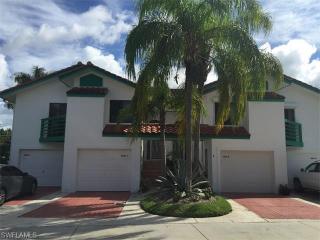 2262 Anchorage Ln, Naples, FL 34104-1202
