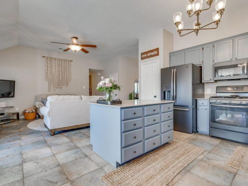 1100 Prospect Dr, Lewisville TX  75028-2548 exterior