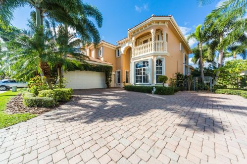 8077 Laurel Ridge Ct, Delray Beach, FL 33446-9537
