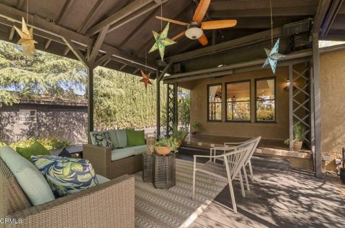 2505 Laughlin Ave, Glendale, CA 91214-3028