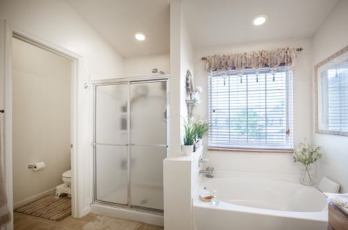 1912 Mimosa Trl, Florence KY  41042-8726 exterior