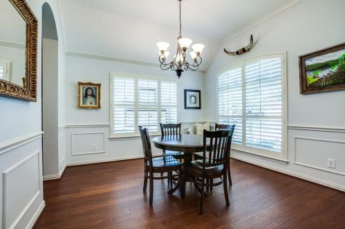 5729 New Castle Dr, Richardson TX  75082-4131 exterior