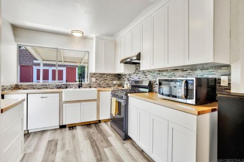 8556 Rosada Way, El Cajon CA  exterior