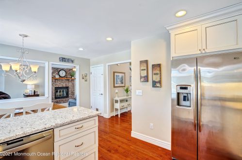 3071 Governors Xing, Belmar NJ 07719-4543 exterior