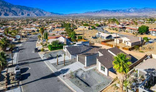 68220 Calle Azteca, Desert Hot Springs CA  92240-6412 exterior