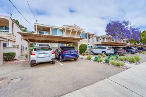 3832 Groton St, San Diego, CA 92110-5625