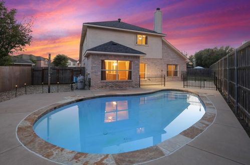 5313 Whiting Way, Denton, TX 76208-6415