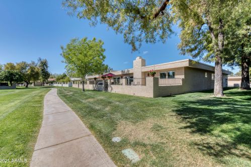 8135 Del Laton Dr, Scottsdale, AZ 85258-2344
