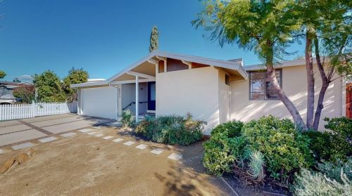 8512 Matilija Ave, Van Nuys, CA 91402-3825