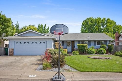 1383 Keri Ln, Chico CA  95926-7321 exterior