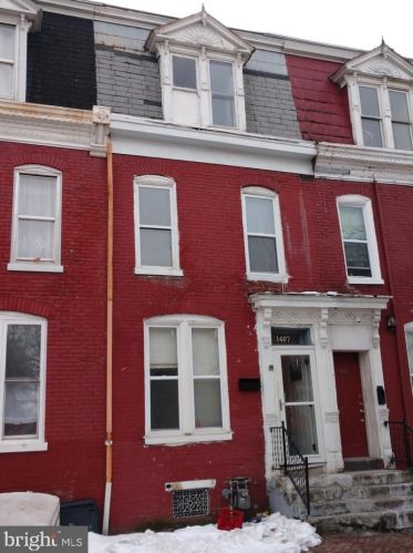 1407 Vernon St, Harrisburg, PA 17104-1182