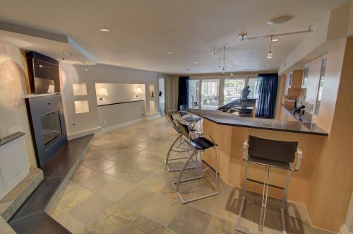 875 Squire Oaks Dr, Covington KY  41017-1342 exterior