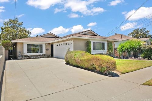 9342 Los Angeles St, Bellflower CA  90706-4446 exterior