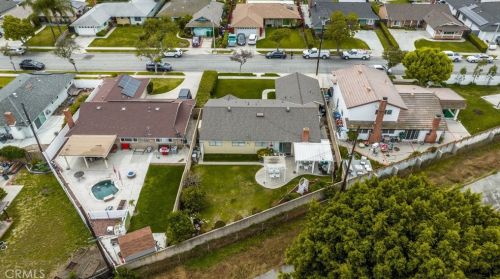 16457 Heathfield Dr, Whittier CA  90603-3203 exterior