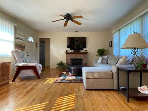 2531 Aster Pl, Westbury, NY 11590-5601