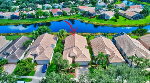 7381 Morocca Lake Dr, Delray Beach, FL 33446-3781