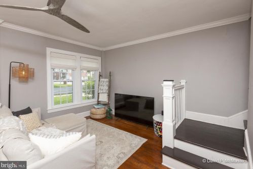 528 Liberty St, Charles Town WV  25414-1830 exterior