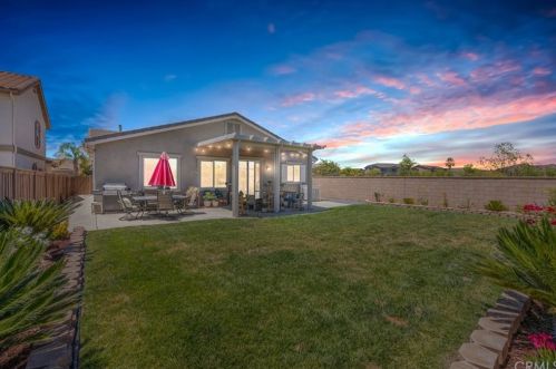 32600 San Clemente, Lake Elsinore CA  92530-0477 exterior