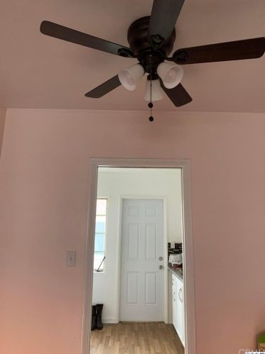 730 Chevy Chase Dr, Glendale CA 91205-3018 exterior