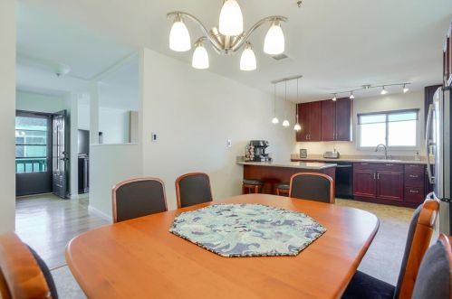 271 Goodwin Dr, San Bruno CA  94066-1660 exterior