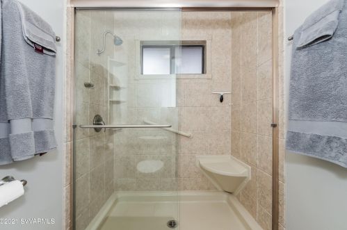 120 Grasshopper Ln, Sedona AZ  86336-4521 exterior