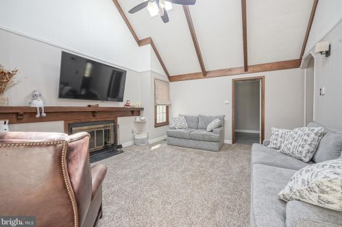 146 Meetinghouse Ln, Southampton NJ  08088-9417 exterior