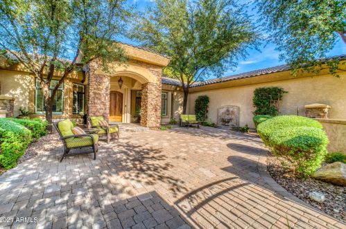 6316 Sweetwater Ave, Glendale, AZ 85304-1034
