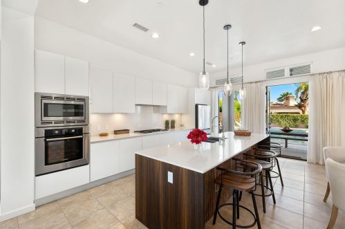 57768 Salida Del Sol, La Quinta CA  92253-8186 exterior