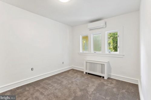 201 Plymouth Pl, Camden NJ  08109-2834 exterior