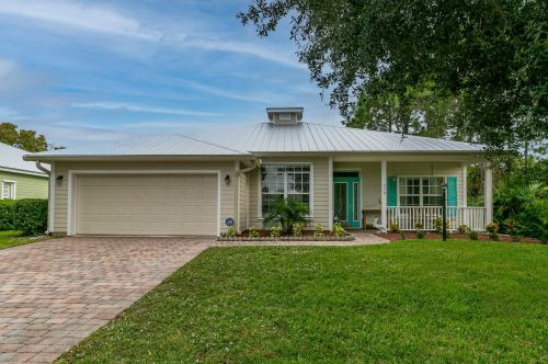 650 Little Kayak Pt, Fort Pierce, FL 34983-3514