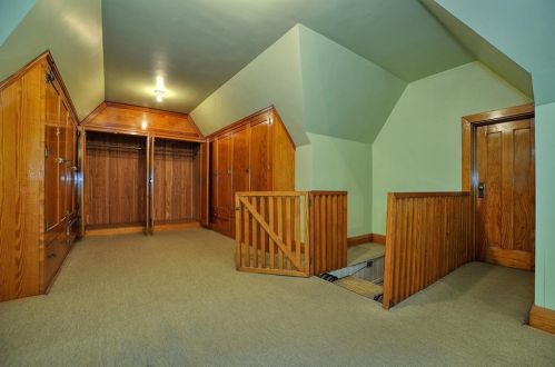 5734 Woodland Rd, Pittsburgh PA  15232-2818 exterior