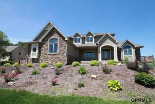 6640 Russell Emmett Ct, Omaha, NE 68133-3457