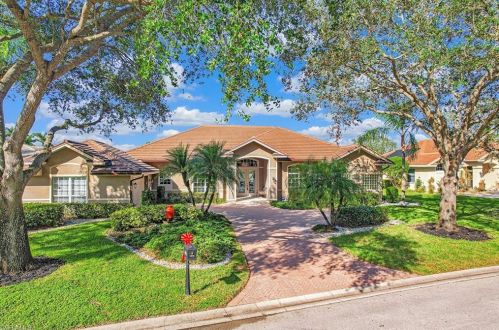 11679 Longshore Way, Naples, FL 34119-8964